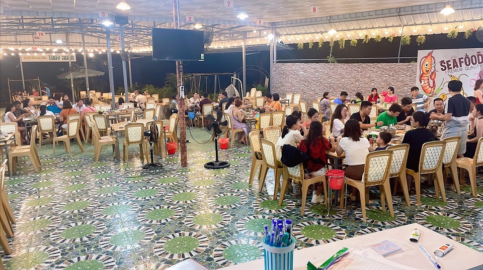 Quán Ăn Hải Sản Thủy Ngân - Điểm Dừng Chân Lý Tưởng Cho Những Tín Đồ Hải Sản